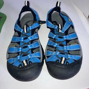 Keen Womens Blue Black Canvas Walking Outdoor Sandals Shoes size 8.5.